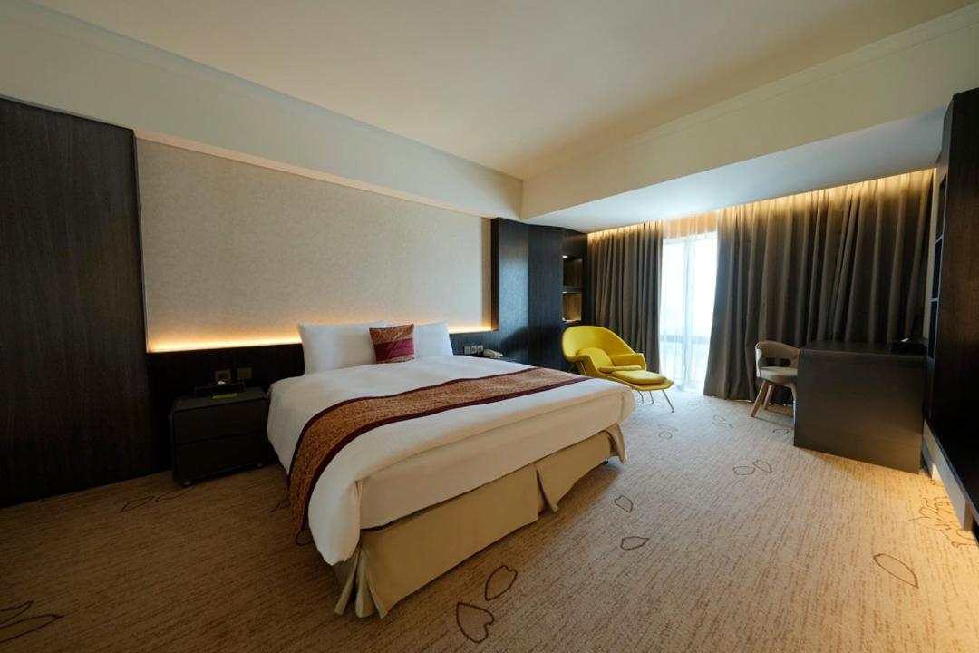 Evergreen Plaza Hotel - Tajnan Kültér fotó Deluxe Room