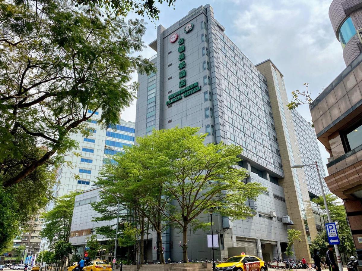 Evergreen Plaza Hotel - Tajnan Kültér fotó Headquarters of Hanwha Life Assurance in Seoul, South Korea