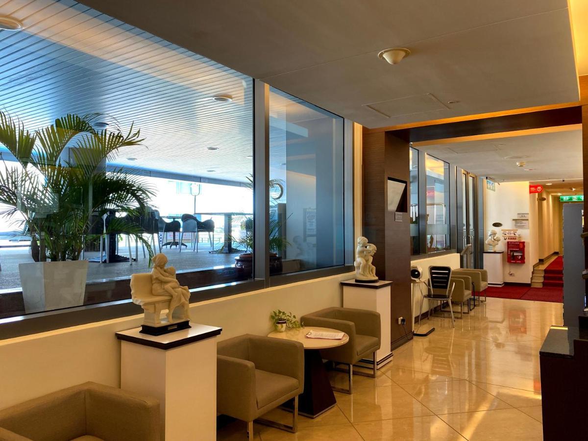Evergreen Plaza Hotel - Tajnan Kültér fotó The lounge at the airport